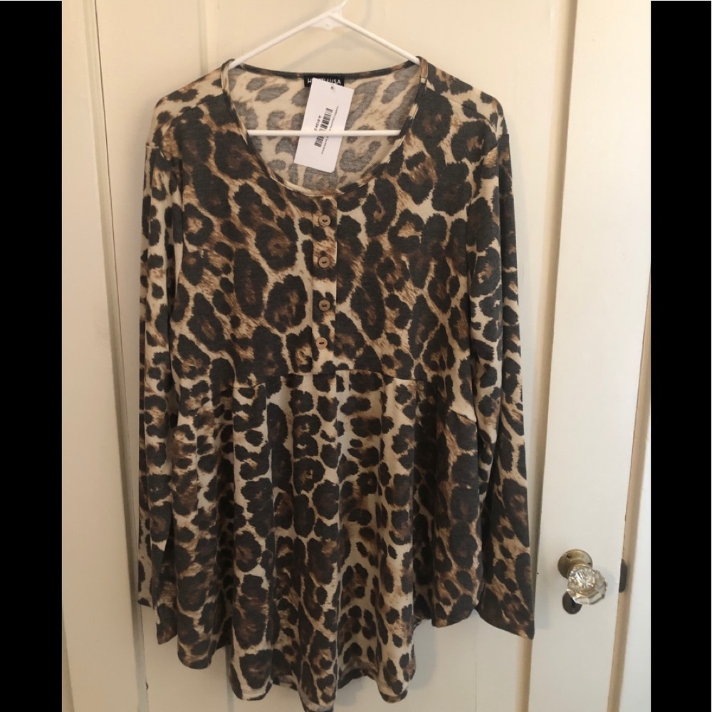 Baby doll leopard blouse